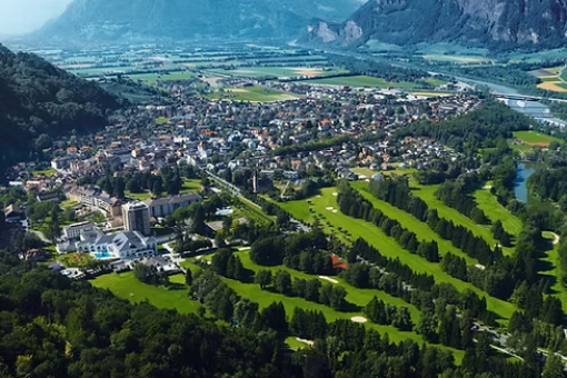 901328_10151411318763068_1662409726_o